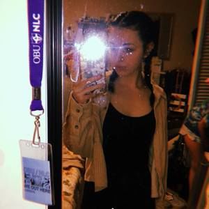 Meet your Posher, Vanessa